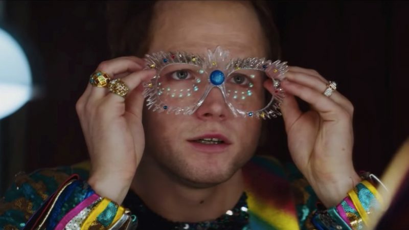 Fantasia de Elton John é destaque em novo vídeo de ‘Rocketman’