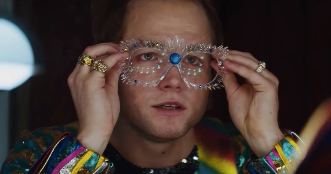 Fantasia de Elton John é destaque em novo vídeo de ‘Rocketman’