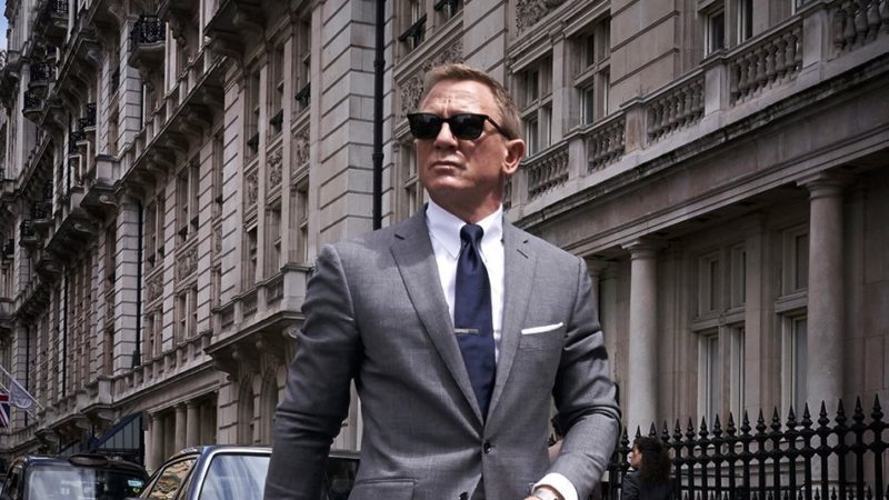 Daniel Craig surge como James Bond na primeira foto do novo filme da franquia 007