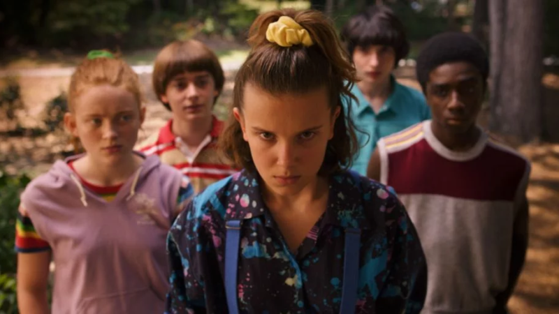 Elenco de “Stranger Things” se reúne para mesa de leitura da quarta temporada